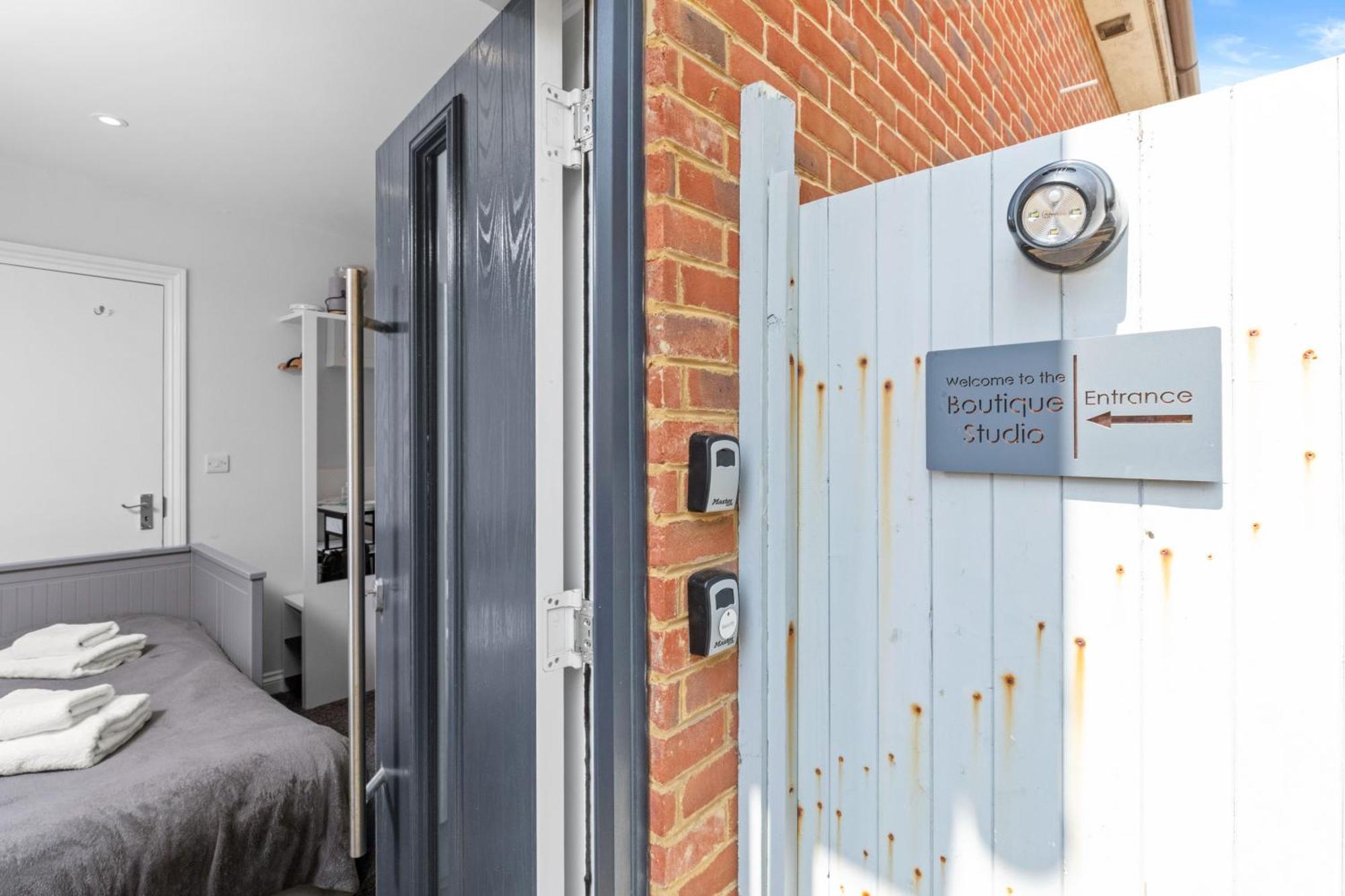 Rottingdean Boutique Studio Apartment By The Sea Hove Extérieur photo